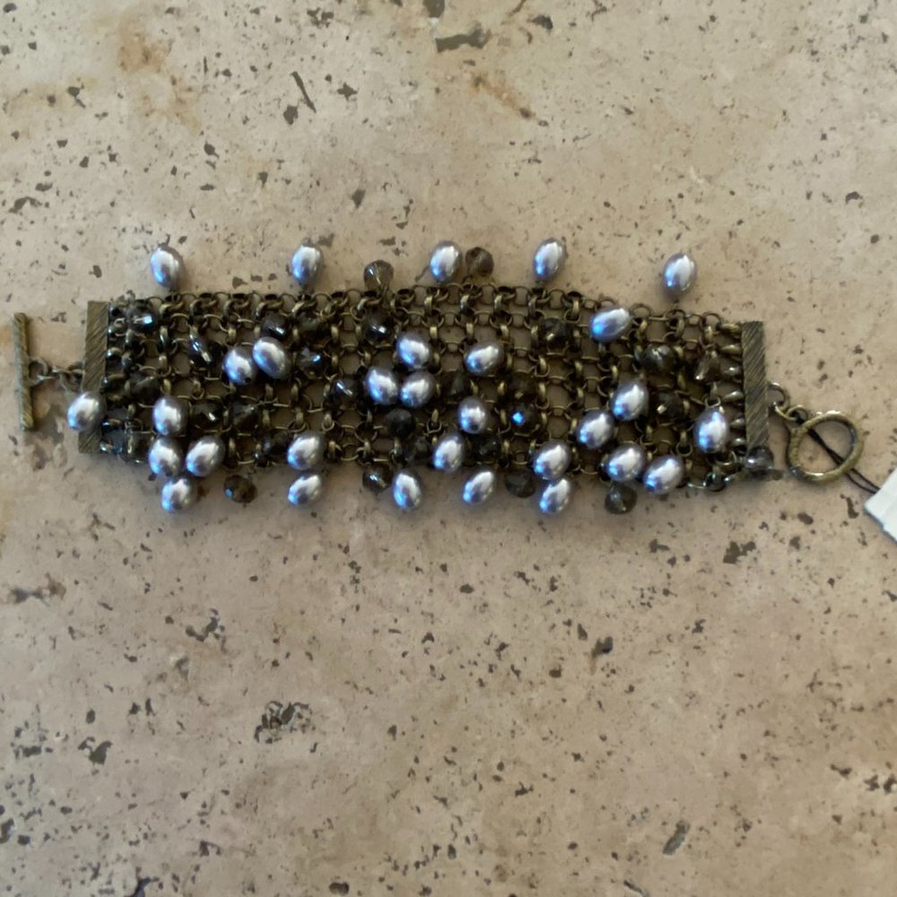 TALBOTS CLUSTERED Blue PEARL and Crystal Cuff BRACELET Retail $49 NWT
